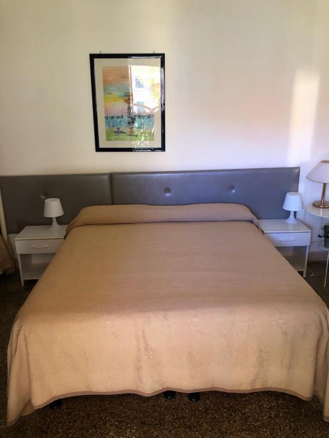 Hotel Azzurro Varazze Eksteriør billede