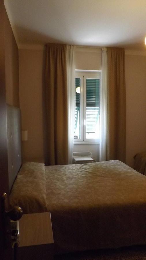 Hotel Azzurro Varazze Eksteriør billede
