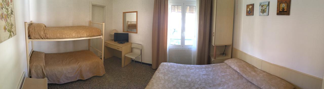 Hotel Azzurro Varazze Eksteriør billede